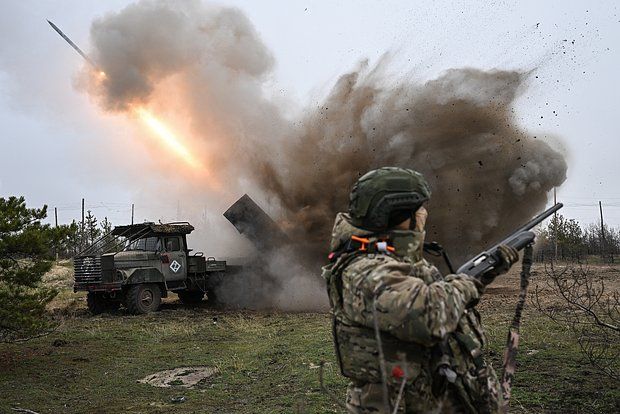 Минобороны: ВС РФ поразили металлургические предприятия Украины в Днепропетровской области