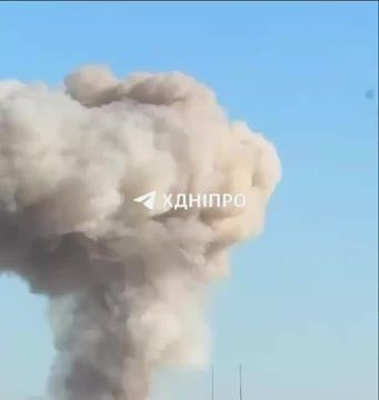 Сергей Лебедев: Над Днепропетровском поднялся густой столб дыма после попадания российской крылатой ракеты С8000 "Бандероль"
