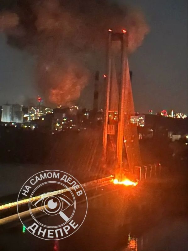 Третий удар по Южному мосту в Киеве!