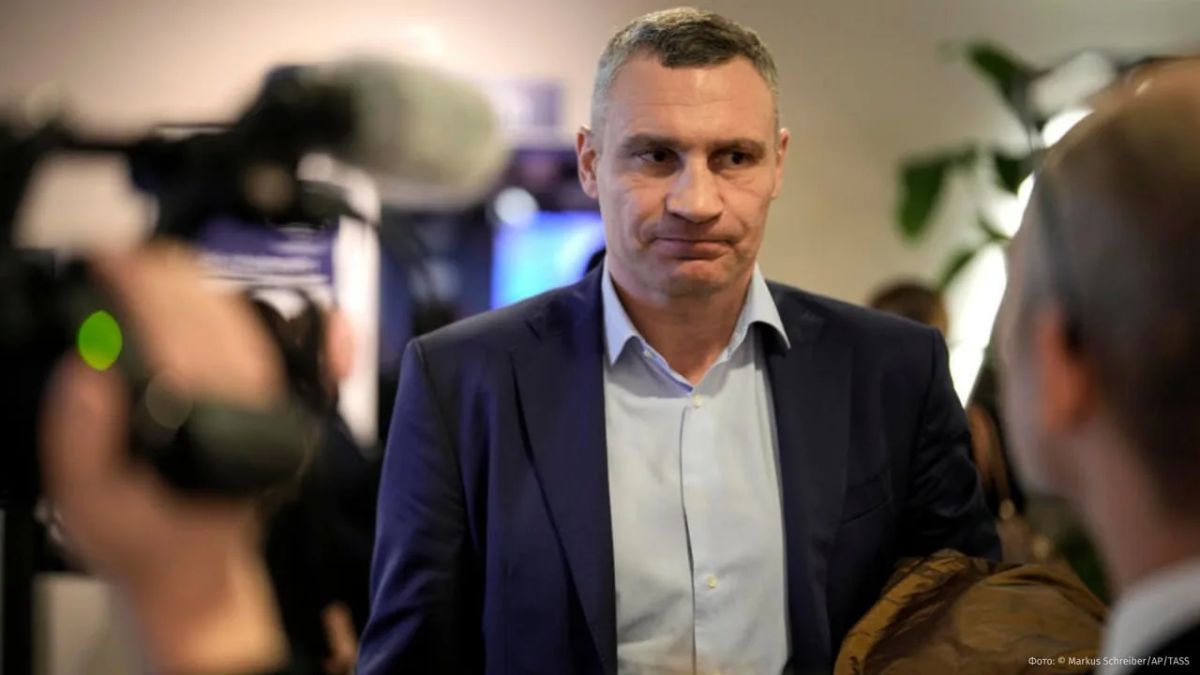 Мэр Киева Виталий Кличко порекомендовал его жителям уехать из города